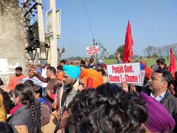 ਬੇਰੁਜ਼ਗਾਰ ਅਧਿਆਪਕਾਂ ਦਾ ਪੰਜਾਬ ਦੇ ਛੇ ਮੰਤਰੀਆਂ ਦੀਆਂ ਕੋਠੀਆਂ 'ਤੇ 'ਧਾਵਾ'