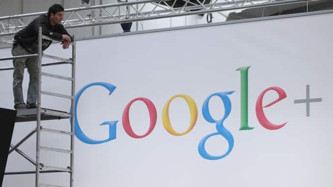 Google+: 8 ਸਾਲ ਬਾਅਦ ਗੂਗਲ ਨੇ ਆਪਣੀ ਸੋਸ਼ਲ ਪਲੇਟਫਾਰਮ ਗੂਗਲ ਪੱਲਸ ਨੂੰ ਬੰਦ ਕਰ ਦਿੱਤਾ ਹੈ। ਇਸ ਦੀ ਸਿੱਧੀ ਟੱਕਰ ਫੇਸਬੁੱਕ ਨਾਲ ਹੋ ਰਹੀ ਹੈ। ਯੂਜ਼ਰਸ ਤੋਂ ਚੰਗਾ ਰਿਸਪਾਂਸ ਨਾ ਮਿਲਣ ਕਰਕੇ ਗੂਗਲ ਨੇ ਇਸ ਸੋਸ਼ਲ ਨੈੱਟਵਰਕਿੰਗ ਸਾਈਟ ਨੂੰ ਬੰਦ ਕਰਨ ਦਾ ਫੈਸਲਾ ਕੀਤਾ ਹੈ।