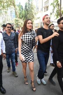 ‘ਸਟ੍ਰੀਟ ਡਾਂਸਰ 3ਡੀ’ ਦੇ ਪ੍ਰਮੋਸ਼ਨ ‘ਚ ਗਲੈਮਰਸ ਅੰਦਾਜ਼ ‘ਚ ਨਜ਼ਰ ਆਈ ਸ਼੍ਰੱਧਾ ਕਪੂਰ, ਵੇਖੋ ਤਸਵੀਰਾਂ