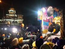 21 ਦਸੰਬਰ, 1704 ਦੀ ਉਹ ਰਾਤ ਜਦੋਂ ਗੁਰੂ ਗੋਬਿੰਦ ਸਿੰਘ ਨੇ ਕਿਲ੍ਹਾ ਅਨੰਦਗੜ੍ਹ ਸਾਹਿਬ ਤੋਂ ਪਾਏ ਚਾਲੇ...ਸਿਰਜਿਆ ਵੈਰਾਗਮਈ ਦ੍ਰਿਸ਼