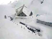 ਸ਼੍ਰੀ ਹੇਮਕੁੰਟ ਸਾਹਿਬ ‘ਚ ਬਰਫ ਦੀ ਚਿੱਟੀ ਚਾਦਰ