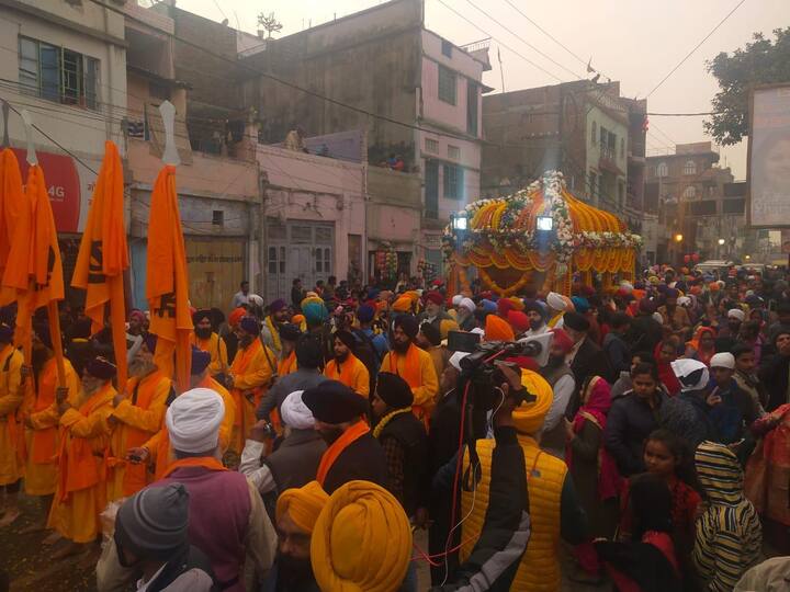 ਇਸ ਮੌਕੇ ਸਿੰਘ ਸਾਹਿਬ ਗਿਆਨੀ ਰਣਜੀਤ ਸਿੰਘ ਗੌਹਰ ਤੋਂ ਇਲਾਵਾ ਵੱਡੀ ਤਾਦਾਦ ਵਿੱਚ ਸਿੱਖ ਸੰਗਤਾਂ ਸ਼ਾਮਲ ਹੋਈਆਂ।