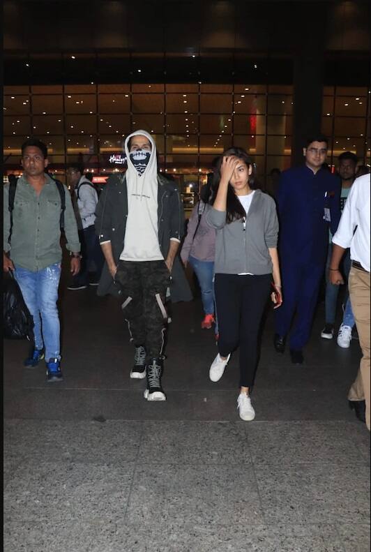 ਇਸ ਤੋਂ ਬਾਅਦ ਮੀਰਾ ਸ਼ਾਹਿਦ ਨੂੰ ਆਪਣੇ ਨਾਲ ਮੁੰਬਈ ਵਾਪਸ ਲੈ ਆਈ ਹੈ।