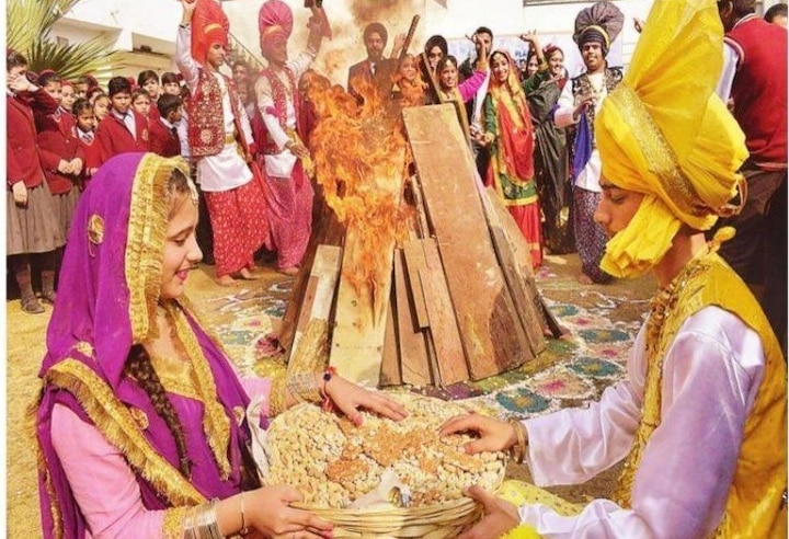 History & Significance of this Popular Punjabi Folk Festival ਪੰਜਾਬ 'ਚ ਕਿਉਂ ਮਨਾਉਂਦੇ ਲੋਹੜੀ, ਜਾਣੋ ਦੁੱਲਾ ਭੱਟੀ ਦੀ ਕਹਾਣੀ