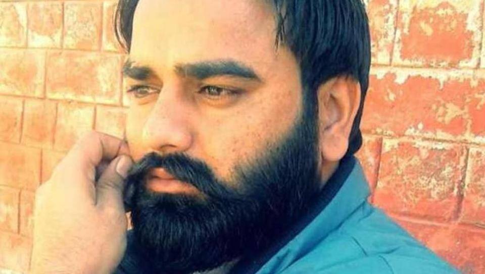 ਔਰਤਾਂ 'ਤੇ ਜ਼ੁਲਮ ਕਰਨ ਵਾਲੇ ਖ਼ਬਰਦਾਰ! ਵਿੱਕੀ ਗੌਂਡਰ ਗਰੁੱਪ ਦੀ ਸਿੱਧੀ ਧਮਕੀ vickey Gaunder group threaten on facebook ਔਰਤਾਂ 'ਤੇ ਜ਼ੁਲਮ ਕਰਨ ਵਾਲੇ ਖ਼ਬਰਦਾਰ! ਵਿੱਕੀ ਗੌਂਡਰ ਗਰੁੱਪ ਦੀ ਸਿੱਧੀ ਧਮਕੀ