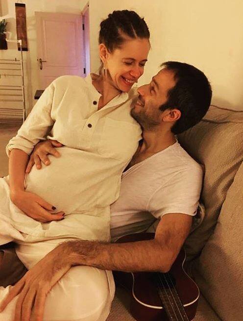 ਦੱਸ ਦਈਏ ਕਿ ਕਲਕੀ ਵਿਆਹ ਤੋਂ ਪਹਿਲਾਂ ਆਪਣੇ ਬੂਆਏਫ੍ਰੈਂਡ ਨਾਲ ਫੈਮਿਲੀ ਪਲਾਨਿੰਗ ਨੂੰ ਲੈ ਕੇ ਕਾਫੀ ਸੁਰਖੀਆਂ 'ਚ ਹੈ।