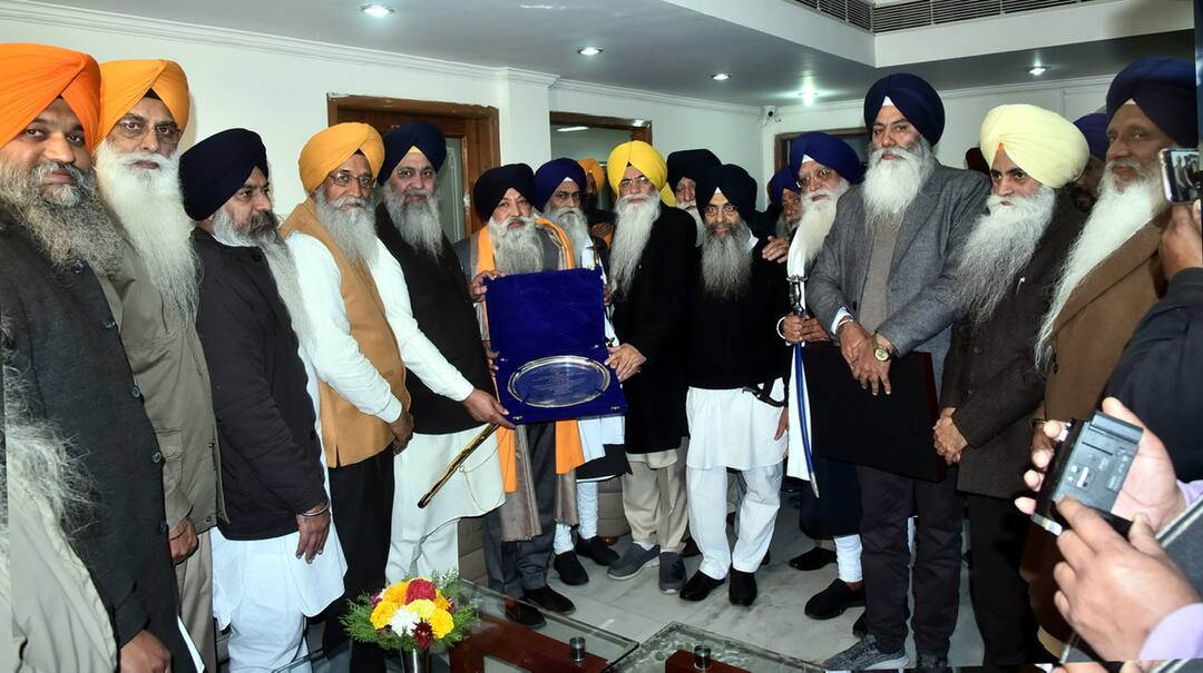 ਸ਼੍ਰੋਮਣੀ ਕਮੇਟੀ ਦੇ ਸਕੱਤਰ ਅਵਤਾਰ ਸਿੰਘ ਸੈਂਪਲਾ ਸੇਵਾ ਮੁਕਤ SGPC General Secretary Avtar Singh Sempla retired ਸ਼੍ਰੋਮਣੀ ਕਮੇਟੀ ਦੇ ਸਕੱਤਰ ਅਵਤਾਰ ਸਿੰਘ ਸੈਂਪਲਾ ਸੇਵਾ ਮੁਕਤ