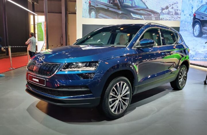 ਸਕੋਡਾ ਕਾਰੋਕ ਕੰਮਪੈਕਟ ਐਸਯੂਵੀ 1.5 ਲੀਟਰ ਦਾ ਚਾਰ ਸਿਲੰਡਰ ਟੀਐਸਆਈ ਪੈਟਰੋਲ ਇੰਜਨ ਨਾਲ ਆਵੇਗੀ ਜੋ ਕੰਪਨੀ ਨੇ 7 ਸਪੀਡ ਡੀਐਸਜੀ ਗੀਅਰ ਬਾਕਸ 'ਚ ਪੇਸ਼ ਕੀਤੀ ਹੈ।