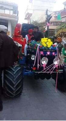 ਇੱਕ ਅਜਿਹਾ ਵਿਆਹ, ਜਿਸ 'ਚ ਸਜਾਇਆ ਗਿਆ ਡੋਲੀ ਵਾਲਾ ਟਰੈਕਟਰ, ਵੇਖੋ ਤਸਵੀਰਾਂ