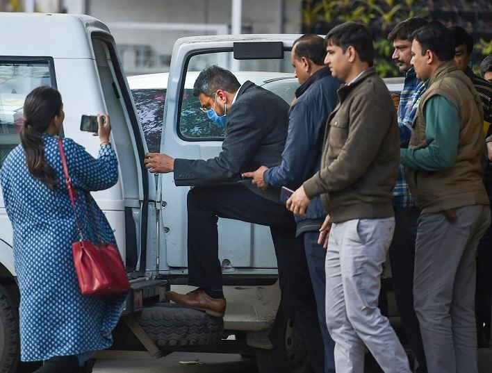 Sanjiv Chawla Sent for 12 days police custody ਸੱਟੇਬਾਜ਼ ਸੰਜੀਵ ਚਾਵਲਾ ਨੂੰ ਅਦਾਲਤ ਨੇ 12 ਦਿਨਾਂ ਲਈ ਪੁਲਿਸ ਹਿਰਾਸਤ 'ਚ ਭੇਜਿਆ