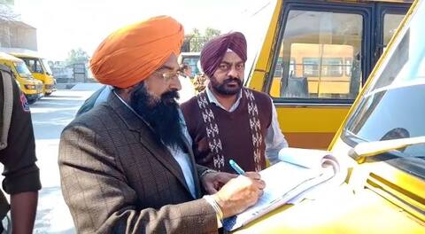 ਸੰਗਰੂਰ ਹਾਦਸੇ ਤੋਂ ਬਾਅਦ ਬਠਿੰਡਾ ਟਰਾਂਸਪੋਰਟ ਵਿਭਾਗ ਦੀ ਵੀ ਖੁੱਲ੍ਹੀ ਨੀਂਦ ਸੰਗਰੂਰ ਹਾਦਸੇ ਤੋਂ ਬਾਅਦ ਬਠਿੰਡਾ ਟਰਾਂਸਪੋਰਟ ਵਿਭਾਗ ਦੀ ਵੀ ਖੁੱਲ੍ਹੀ ਨੀਂਦ