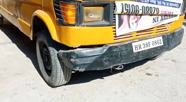  ਛੇ ਸਕੂਲ ਵਾਹਨਾਂ ਨੂੰ ਬੌਂਡ ਕੀਤਾ ਗਿਆ।