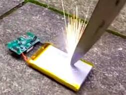 ਕਿਤੇ ਤੁਹਾਡੇ ਮੋਬਾਈਲ 'ਚ ਵੀ ਨਹੀਂ 'ਬੈਟਰੀ ਬੰਬ', ਇੰਝ ਕਰੋ ਚੈੱਕ