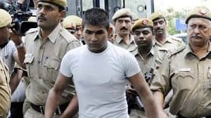 ਨਿਰਭਯਾ ਕੇਸ: ਫਾਂਸੀ ਤੋਂ ਬਚਣ ਲਈ ਇੱਕ ਹੋਰ ਚਾਲ, ਦੋਸ਼ੀ ਵਿਨੈ ਨੇ ਕੰਧ 'ਚ ਮਾਰ ਕੇ ਭੰਨ੍ਹਿਆ ਸਿਰ Nirbhaya Convict Vinay Tried To Harm Himself ਨਿਰਭਯਾ ਕੇਸ: ਫਾਂਸੀ ਤੋਂ ਬਚਣ ਲਈ ਇੱਕ ਹੋਰ ਚਾਲ, ਦੋਸ਼ੀ ਵਿਨੈ ਨੇ ਕੰਧ 'ਚ ਮਾਰ ਕੇ ਭੰਨ੍ਹਿਆ ਸਿਰ