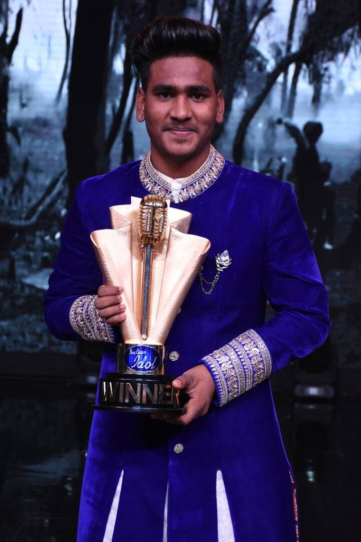 ਉਨ੍ਹਾਂ ਨੂੰ ਟੀ-ਸੀਰੀਜ਼ ਦੇ ਅਗਲੇ ਪ੍ਰੋਜੈਕਟ 'ਚ ਗਾਉਣ ਦਾ ਮੌਕਾ ਵੀ ਮਿਲਿਆ ਹੈ।