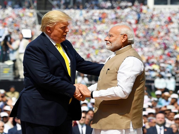 After criticizing India by  Donald Trump 'Howdy Modi' trending on Twitter ਡੋਨਾਲਡ ਟਰੰਪ ਨੇ ਕੀਤੀ ਭਾਰਤ ਦੀ ਆਲੋਚਨਾ, ਹੁਣ ਟਵਿੱਟਰ 'ਤੇ ਟ੍ਰੈਂਡ ਕਰ ਰਿਹਾ 'ਹਾਉਡੀ ਮੋਦੀ'