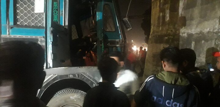Truck Crushed Three People, Two Died, One injured ਤੇਜ਼ ਰਫਤਾਰ ਟਰੱਕ ਨੇ ਰਾਹਗੀਰਾਂ ਨੂੰ ਕੁਚਲਿਆ, ਦੋ ਦੀ ਮੌਕੇ 'ਤੇ ਮੌਤ, ਇੱਕ ਜ਼ਖਮੀ