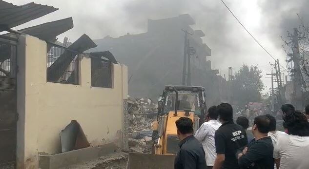 Bahadurgarh near Delhi: Boiler exploded in Factory, 2 killed ਦਿੱਲੀ: ਧਮਾਕੇ ਨਾਲ ਪੰਜ ਫੈਕਟਰੀਆਂ ਢਹਿ-ਢੇਰੀ