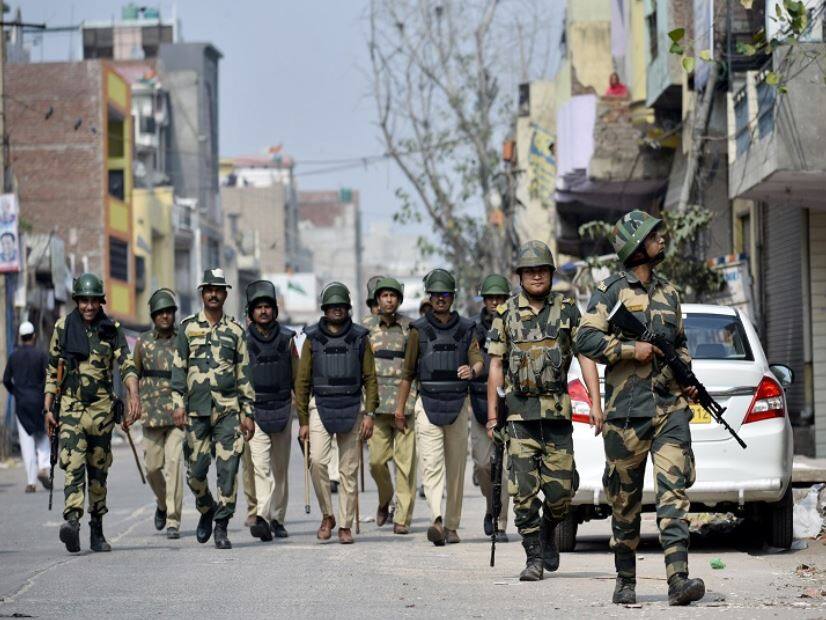 ਦਿੱਲਾ 'ਚ ਧਾਰਾ 144 ਨੂੰ 10 ਘੰਟੇ ਲਈ ਢਿੱਲ, 123 FIR ਦਰਜ, ਮਰਨ ਵਾਲਿਆਂ ਦਾ ਅੰਕੜਾ ਪਹੁੰਚਿਆ 42 Delhi returning to normalcy, relief in Section 144 for 10 hours ਦਿੱਲਾ 'ਚ ਧਾਰਾ 144 ਨੂੰ 10 ਘੰਟੇ ਲਈ ਢਿੱਲ, 123 FIR ਦਰਜ, ਮਰਨ ਵਾਲਿਆਂ ਦਾ ਅੰਕੜਾ ਪਹੁੰਚਿਆ 42