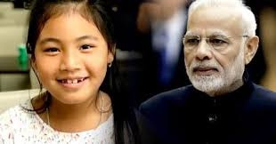8-year-old Girl Refuses To Take PM Modi's Honor 8 ਸਾਲ ਦੀ ਬੱਚੀ ਨੇ ਪੀਐਮ ਮੋਦੀ ਤੋਂ ਸਨਮਾਨ ਲੈਣ ਤੋਂ ਕੀਤਾ ਇਨਕਾਰ, ਆਖਿਰ ਕੀ ਹੈ ਵਜ੍ਹਾ