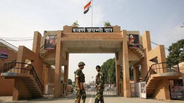 ਕੋਰੋਨਾ ਵਾਇਰਸ ਦੀ ਮਾਰ, ਅਟਾਰੀ 'ਚ ਪ੍ਰਭਾਵਿਤ ਰੁਜ਼ਗਾਰ Coronavirus effect on Attari border Shopkeepers and Transporters ਕੋਰੋਨਾ ਵਾਇਰਸ ਦੀ ਮਾਰ, ਅਟਾਰੀ 'ਚ ਪ੍ਰਭਾਵਿਤ ਰੁਜ਼ਗਾਰ