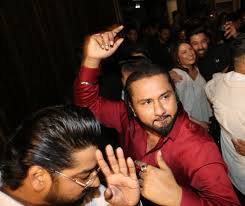 ਹਨੀ ਸਿੰਘ ਨੇ ਨਵੀਂ ਦਿੱਲੀ ‘ਚ ਆਪਣਾ ਜਨਮ ਦਿਨ ਧੁਮ-ਧਾਮ ਨਾਲ ਮਨਾਇਆ।