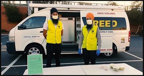 Selfless Sikh volunteers set up a free food home delivery service for people self-isolating during coronavirus ਕੋਰੋਨਵਾਇਰਸ ਦੀ ਜੰਗ 'ਚ ਨਿੱਤਰਿਆ 'ਖਾਲਸਾ', ਵਿਦੇਸ਼ੀ ਧਰਤੀ 'ਤੇ ਗੱਡੇ ਝੰਡੇ