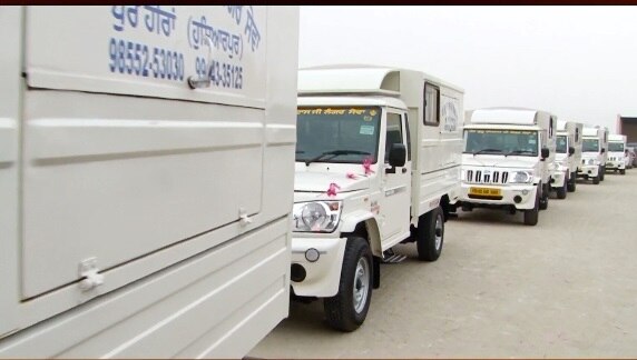 ਲੋਕ ਘਰਾਂ ਦੇ ਵਿੱਚ ਕੈਦ ਹਨ ਤੇ ਭਵਿਖ ਦੇ ਲਈ ਵੀ ਚਿੰਤਾ ਦਾ ਵਿਸ਼ਾ ਬਣਿਆ ਹੋਇਆ ਹੈ।