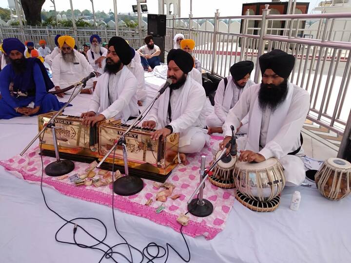 ਹਰ ਸਾਲ ਇੱਥੇ ਲੱਖਾਂ ਦੀ ਗਿਣਤੀ 'ਚ ਸੰਗਤਾ ਨਤਮਸਤਕ ਹੁੰਦੀਆਂ ਹਨ।  