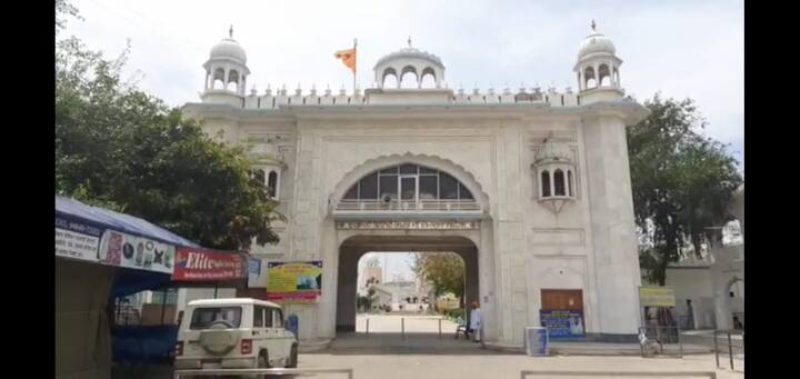 ਇਹ ਤਸਵੀਰਾਂ ਗੁਰਦੁਆਰਾ ਸ੍ਰੀ ਦਮਦਮਾ ਸਾਹਿਬ ਤਲਵੰਡੀ ਸਾਬੋ ਦੀਆਂ ਹਨ। 