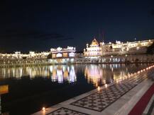 ਸ਼੍ਰੀ ਗੁਰੂ ਅਮਰਦਾਸ ਜੀ ਦੇ ਗੁਰਪੁਰਬ ਮੌਕੇ ਅੰਮ੍ਰਿਤਸਰ ‘ਚ ਕੀਤੀ ਗਈ ਦੀਪਮਾਲਾ, ਵੇਖੋ ਤਸਵੀਰਾਂ