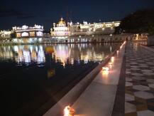 ਸ਼੍ਰੀ ਗੁਰੂ ਅਮਰਦਾਸ ਜੀ ਦੇ ਗੁਰਪੁਰਬ ਮੌਕੇ ਅੰਮ੍ਰਿਤਸਰ ‘ਚ ਕੀਤੀ ਗਈ ਦੀਪਮਾਲਾ, ਵੇਖੋ ਤਸਵੀਰਾਂ