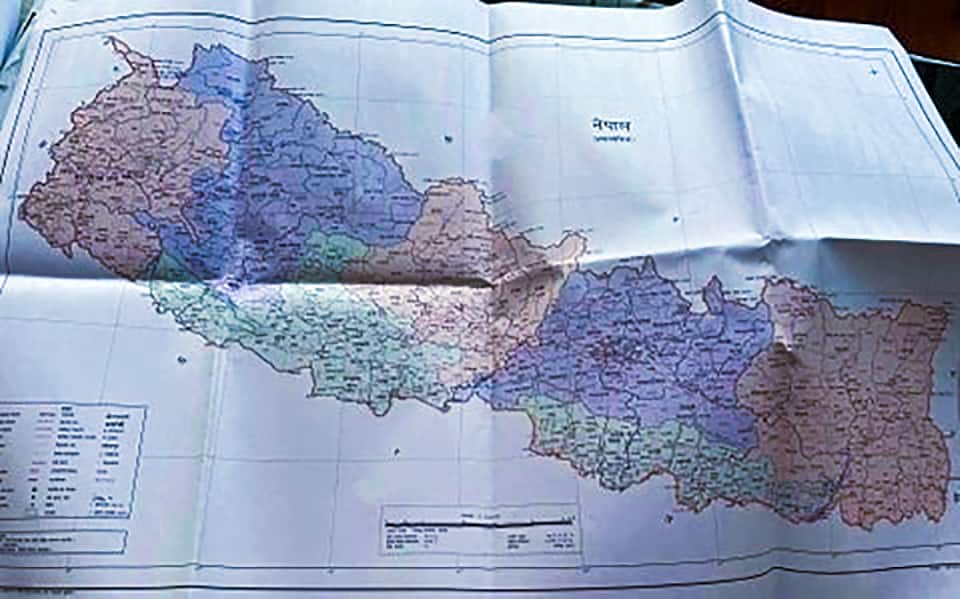 ਚੀਨ ਨਾਲ ਪੰਗੇ ਮਗਰੋਂ ਨੇਪਾਲ ਦਾ ਵੀ ਵਧਿਆ ਹੌਸਲਾ, ਨੇਪਾਲੀ ਸੰਸਦ ਨੇ ਚੁੱਕਿਆ ਵੱਡਾ ਕਦਮ Nepal's parliament approves new map including territory controlled by India ਚੀਨ ਨਾਲ ਪੰਗੇ ਮਗਰੋਂ ਨੇਪਾਲ ਦਾ ਵੀ ਵਧਿਆ ਹੌਸਲਾ, ਨੇਪਾਲੀ ਸੰਸਦ ਨੇ ਚੁੱਕਿਆ ਵੱਡਾ ਕਦਮ