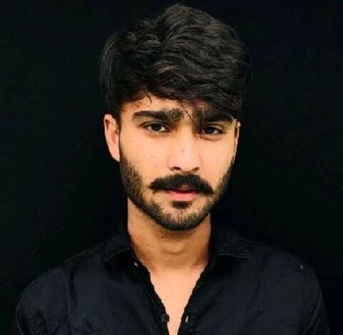 ਟਿਕ-ਟੌਕ ਸਟਾਰ ਖੁਸ਼ ਰੰਧਾਵਾ ਨੇ ਕੀਤੀ ਆਤਮਹੱਤਿਆ, ਇਲਾਜ ਦੌਰਾਨ ਮੌਤ ਟਿਕ-ਟੌਕ ਸਟਾਰ ਖੁਸ਼ ਰੰਧਾਵਾ ਨੇ ਕੀਤੀ ਆਤਮਹੱਤਿਆ, ਇਲਾਜ ਦੌਰਾਨ ਮੌਤ