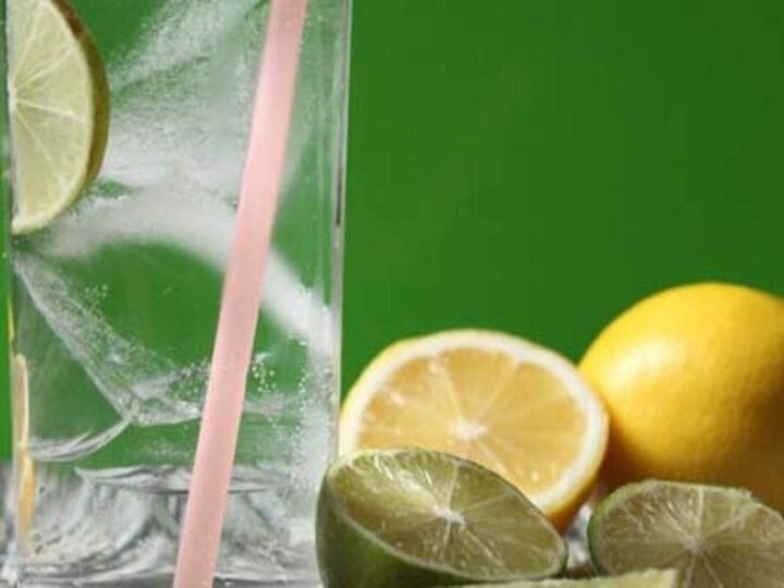 Health Benefits of Drinking Lemon Honey Water in morning, know here ਗਰਮੀਆਂ ‘ਚ ਰੋਜ਼ਾਨਾ ਨਿੰਬੂ ਅਤੇ ਸ਼ਹਿਦ ਦਾ ਪਾਣੀ ਪੀਓ ਤੇ ਇਨ੍ਹਾਂ ਸਮੱਸਿਆਵਾਂ ‘ਤੇ ਪਾਓ ਕਾਬੂ