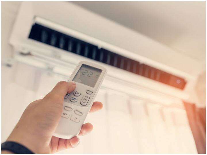 ਖਬਰਦਾਰ! ਕੀ ਤੁਸੀਂ ਵੀ ਰੱਖਦੇ ਹੋ ਆਪਣੇ ਏਸੀ ਦਾ ਇੰਨਾ ਤਾਪਮਾਨ? ਬਿੱਲ ਹੀ ਨਹੀਂ ਸਿਹਤ 'ਤੇ ਵੀ ਪਏਗੀ ਮਾਰ what-is-the-best-air-conditioner-temperature-for-good-sleep-in-india ਖਬਰਦਾਰ! ਕੀ ਤੁਸੀਂ ਵੀ ਰੱਖਦੇ ਹੋ ਆਪਣੇ ਏਸੀ ਦਾ ਇੰਨਾ ਤਾਪਮਾਨ? ਬਿੱਲ ਹੀ ਨਹੀਂ ਸਿਹਤ 'ਤੇ ਵੀ ਪਏਗੀ ਮਾਰ