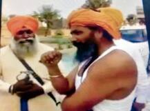 ਸਿੱਖ ਸ਼ਹੀਦਾਂ ਖਿਲਾਫ ਬੋਲਣ ਵਾਲੇ ਨੂੰ ਭਜਾ-ਭਜਾ ਕੁੱਟਿਆ, ਵੀਡੀਓ ਵਾਇਰਲ