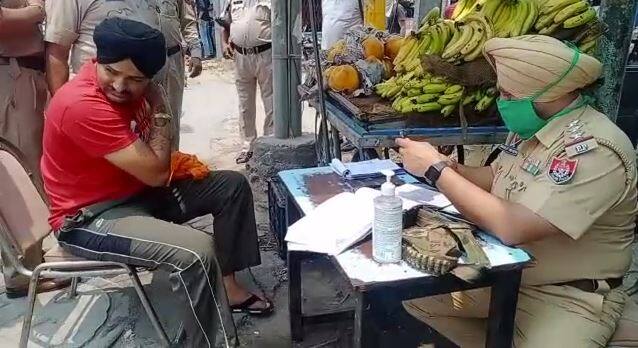 ਮੂਸੇਵਾਲਾ ਨੇ ਫਿਰ ਉਡਾਈਆਂ ਕਾਨੂੰਨ ਦੀਆਂ ਧੱਜੀਆਂ, ਪੁਲਿਸ ਨੇ ਕਿਉਂ ਨਹੀਂ ਕੀਤਾ ਗ੍ਰਿਫ਼ਤਾਰ?