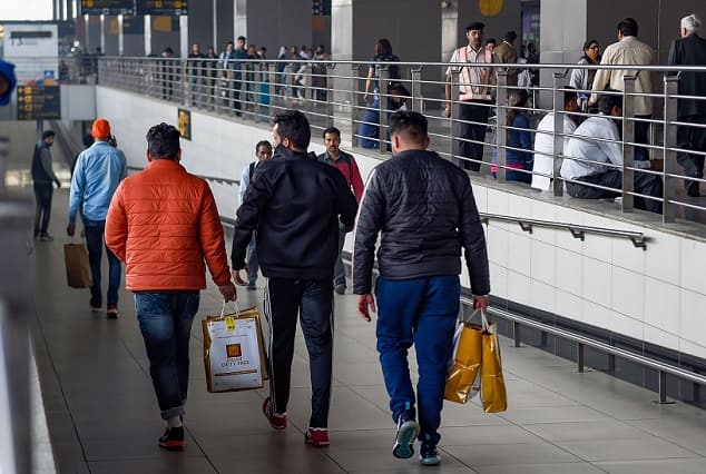 America will be deport 33,593 Indians including Punjabi ਪੰਜਾਬੀਆਂ ਸਣੇ 33,593 ਭਾਰਤੀਆਂ ਨੂੰ ਡਿਪੋਰਟ ਕਰੇਗਾ ਅਮਰੀਕਾ