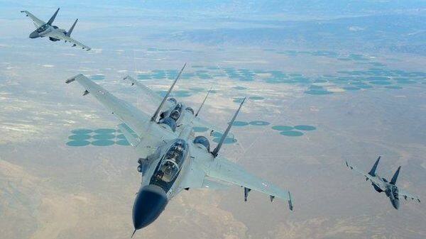 ਪਾਕਿਸਤਾਨ ਪਹੁੰਚੇ ਭਾਰਤੀ ਦੇ ਲੜਾਕੂ ਜਹਾਜ਼, ਕਰਾਚੀ 'ਚ ਬਲੈਕ ਆਊਟ, ਸੋਸ਼ਲ ਮੀਡੀਆ 'ਤੇ ਵਾਇਰਲ Indian Fighter Jets in Pakistan's territory, rumours on social Media ਪਾਕਿਸਤਾਨ ਪਹੁੰਚੇ ਭਾਰਤੀ ਦੇ ਲੜਾਕੂ ਜਹਾਜ਼, ਕਰਾਚੀ 'ਚ ਬਲੈਕ ਆਊਟ, ਸੋਸ਼ਲ ਮੀਡੀਆ 'ਤੇ ਵਾਇਰਲ