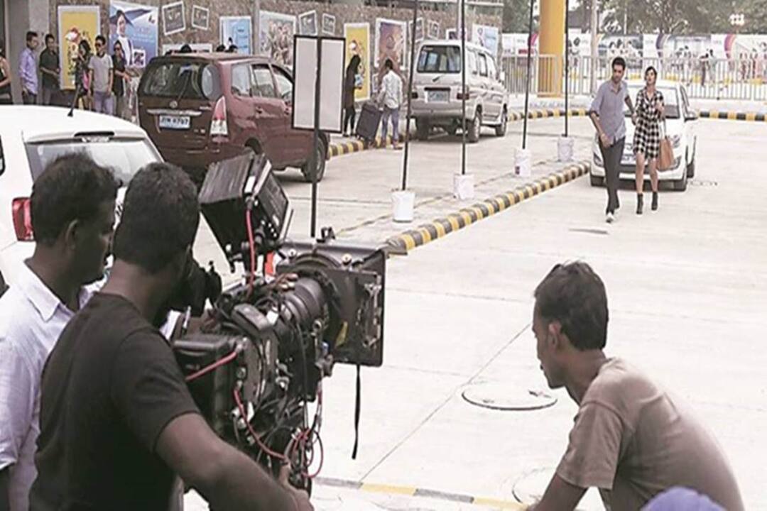 Bollywood And Tv Industry Demands Insurance Before Starting The Shoot ਬਗੈਰ Insurance ਨਹੀਂ ਸ਼ੁਰੂ ਹੋਵੇਗੀ ਫ਼ਿਲਮਾਂ ਦੀ ਸ਼ੂਟਿੰਗ