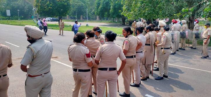 ਇਸ ਸਾਈਕਲ ਯਾਤਰਾ ਨੂੰ ਰੋਕਣ ਲਈ ਚੰਡੀਗੜ੍ਹ-ਮੁਹਾਲੀ ਸਰਹੱਦ ਸੀਲ ਕਰ ਦਿੱਤੀ ਗਈ ਸੀ।