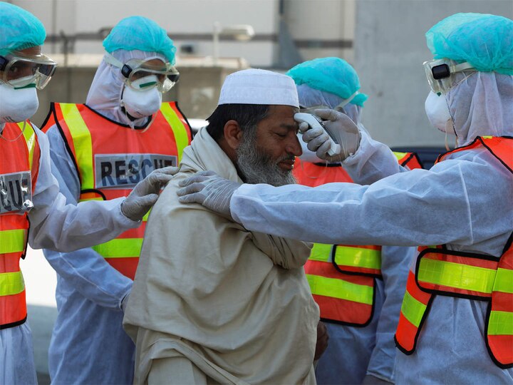 Pakistan recovered patients percentage increase than infected patients of corona virus  ਪਾਕਿਸਤਾਨ 'ਚ ਕੋਰੋਨਾ ਵਾਇਰਸ ਤੋਂ ਠੀਕ ਹੋਣ ਵਾਲਿਆਂ ਦਾ ਅੰਕੜਾ ਪੀੜਤਾਂ ਤੋਂ ਵਧਿਆ