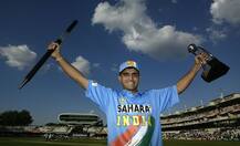 48 ਸਾਲਾ ਦੇ ਹੋਏ ਸੌਰਵ ਗਾਂਗੁਲੀ, ਵੇਖੋ ਉਨ੍ਹਾਂ ਦੇ ਕ੍ਰਿਕਟ ਕਰੀਅਰ ਦੀਆਂ ਕੁਝ ਖਾਸ ਤਸਵੀਰਾਂ