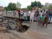 ਸਰਕਾਰੇ ਤੇਰੇ ਵਾਰੇ-ਨਿਆਰੇ!  ਸੱਤ ਦਿਨ ਪਹਿਲਾਂ ਬਣਾਈ ਸੜਕ ਮੀਂਹ ਨਾਲ ਹੀ ਰੁੜ੍ਹੀ, ਵੇਖੋ ਸਰਕਾਰੀ ਕੰਮਾਂ ਦਾ ਹਾਲ