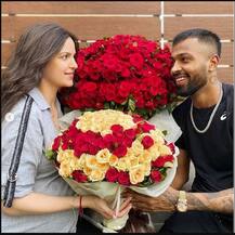 ਹਾਰਦਿਕ ਪਾਂਡਿਆ ਦੀ ਪਤਨੀ ਦੀਆਂ ਤਸਵੀਰਾਂ ਵਾਇਰਲ, ਬੇਬੀ ਬੰਪ ਕੀਤਾ ਫਲੌਂਟ