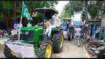 ਪੰਜਾਬ ਦੇ ਕਿਸਾਨਾਂ ਦਾ ਟਰੈਕਟਰ ਪ੍ਰਦਰਸ਼ਨ, ਟਰੈਕਟਰਾਂ ਨਾਲ ਭਰੀਆਂ ਸੜਕਾਂ