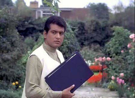 ਇੰਨਾ ਹੀ ਨਹੀਂ ਪ੍ਰਧਾਨ ਮੰਤਰੀ ਲਾਲ ਬਹਾਦੁਰ ਸ਼ਾਸਤਰੀ ਵੀ ਉਨ੍ਹਾਂ ਲੋਕਾਂ ਵਿੱਚ ਸ਼ਾਮਲ ਸਨ ਜੋ ਮਨੋਜ ਕੁਮਾਰ ਨੂ ਚਾਹੁੰਦੇ ਸਨ। 1965 ਦੀ ਭਾਰਤ-ਪਾਕਿ ਜੰਗ ਤੋਂ ਬਾਅਦ ਲਾਲ ਬਹਾਦੁਰ ਨੇ ਮਨੋਜ ਨੂੰ ਜੈ ਜਵਾਨ, ਜੈ ਕਿਸਾਨ 'ਤੇ ਇਕ ਫਿਲਮ ਬਣਾਉਣ ਲਈ ਕਿਹਾ ਅਤੇ ਇਸ ਤੋਂ ਬਾਅਦ ਮਨੋਜ ਨੇ ਫਿਲਮ ਉਪਕਾਰ ਬਣਾਈ।