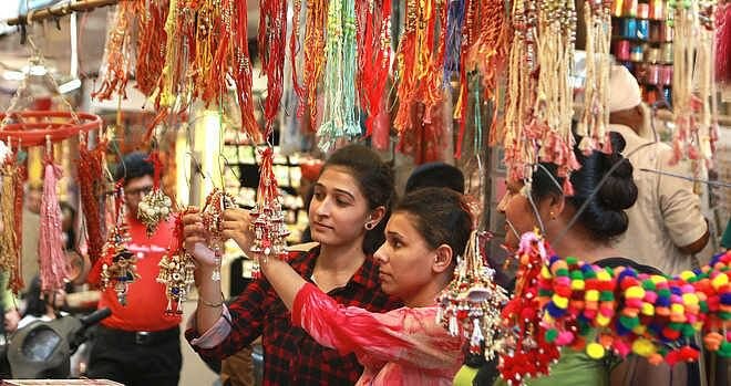 Punjab government relaxation on rakhi day to open sweet shopts  ਕੋਰੋਨਾ ਦੌਰਾਨ ਵੀ ਰੱਖੜੀ 'ਤੇ ਪੰਜਾਬ ਸਰਕਾਰ ਵੱਲੋਂ ਵਿਸ਼ੇਸ਼ ਛੋਟ