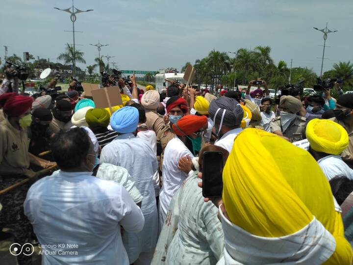 ਆਮ ਆਦਮੀ ਪਾਰਟੀ ਦੇ ਇਕਲੌਤੇ ਸੰਸਦ ਮੈਂਬਰ ਭਗਵੰਤ ਮਾਨ ਦਾ ਕਹਿਣਾ ਹੈ ਕਿ ਸਰਕਾਰ ਇਸ ਮਸਲੇ 'ਤੇ ਚੁੱਪੀ ਧਾਰੀ ਬੈਠੀ ਹੈ। ਸ਼ਰਾਬ ਤਸਕਰਾਂ ਦੇ ਨਾਲ ਪੁਲਿਸ ਦੀ ਮਿਲੀਭੁਗਤ ਹੈ ਤੇ ਵਿਧਾਇਕ ਵੀ ਰਿਸ਼ਵਤ ਲੈਂਦੇ ਹਨ।